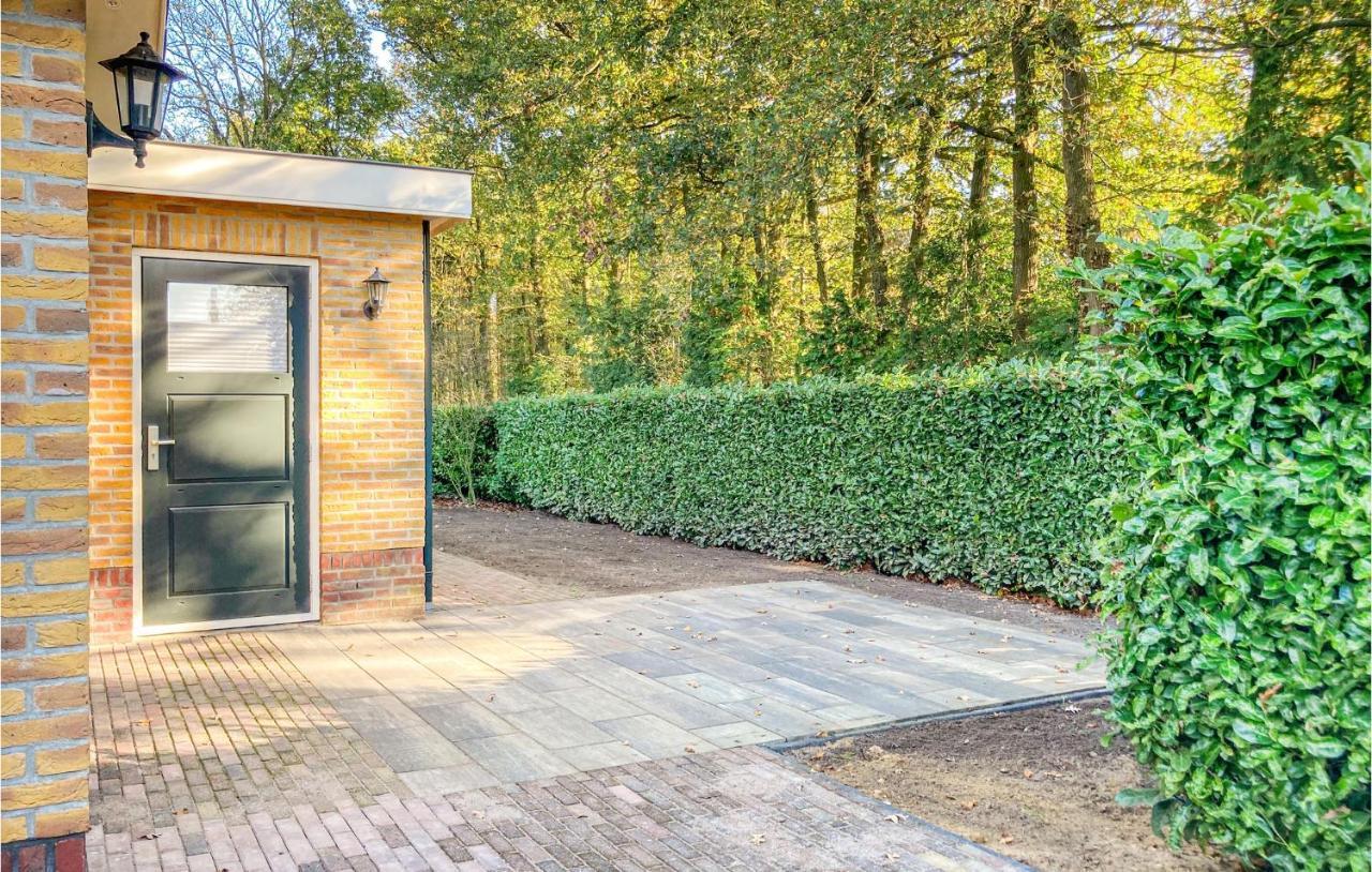 Nice Home In Putten With Kitchen Kültér fotó
